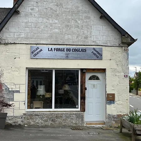 D'hotes A La Forge Du Coglais